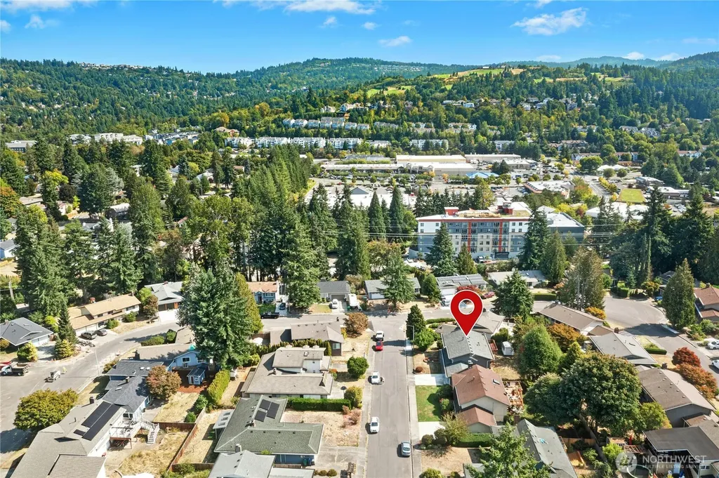 12563 SE 71st Street Newcastle WA 98056