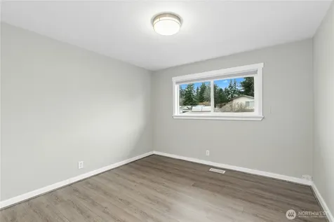 12563 SE 71st Street Newcastle WA 98056