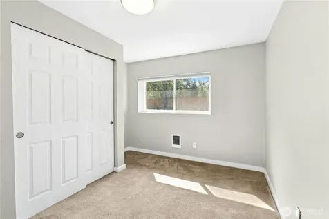 12563 SE 71st Street Newcastle WA 98056