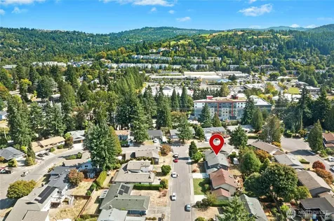 12563 SE 71st Street Newcastle WA 98056
