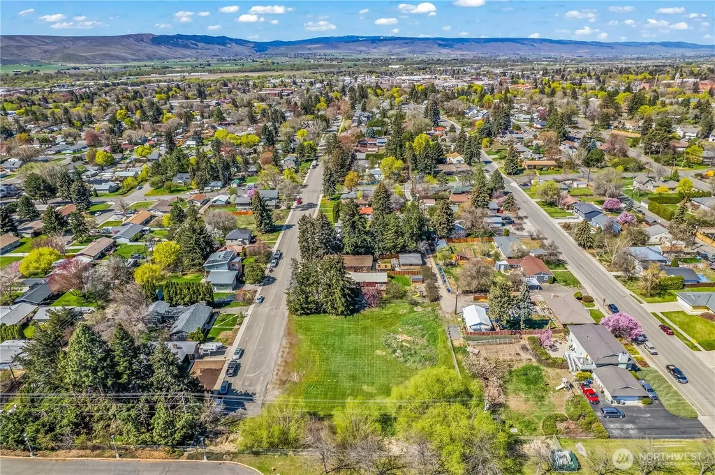 1 E 2nd Avenue Ellensburg WA 98926