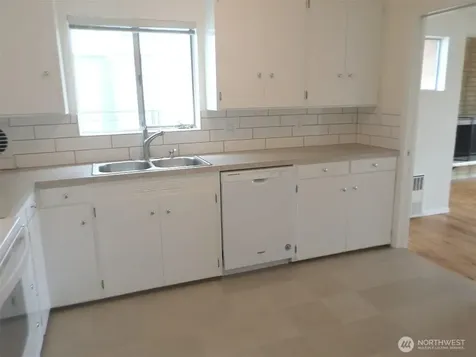 2020 Eastlake Avenue E Seattle WA 98102