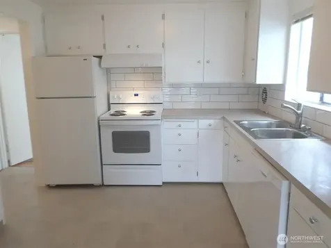 2020 Eastlake Avenue E Seattle WA 98102