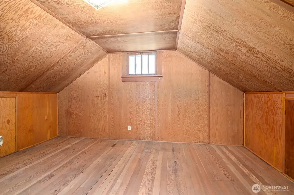 26 SE Spring Street Chehalis WA 98532