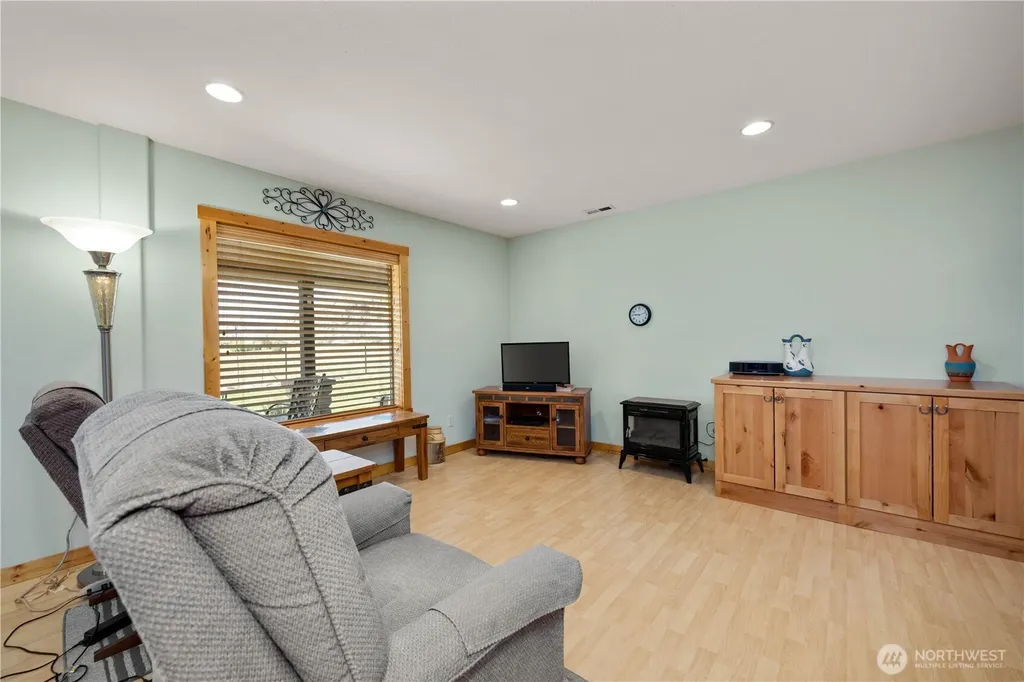 1813 Howard Flats Road Chelan WA 98816