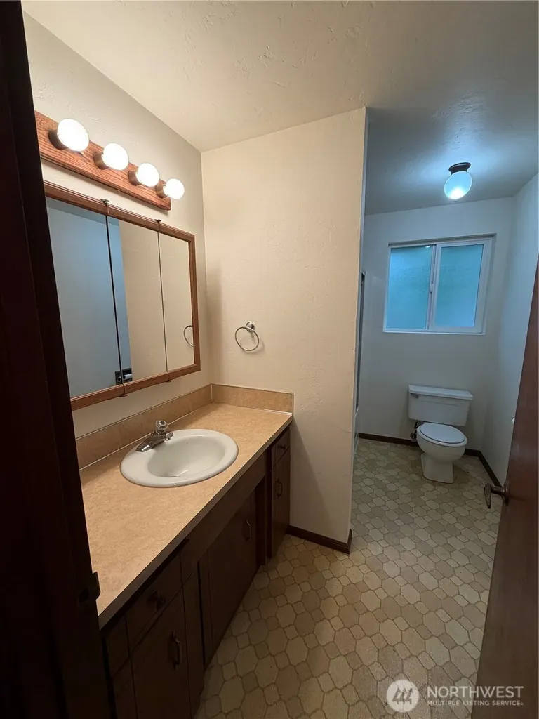 1418 Mamook Court NE Olympia WA 98516