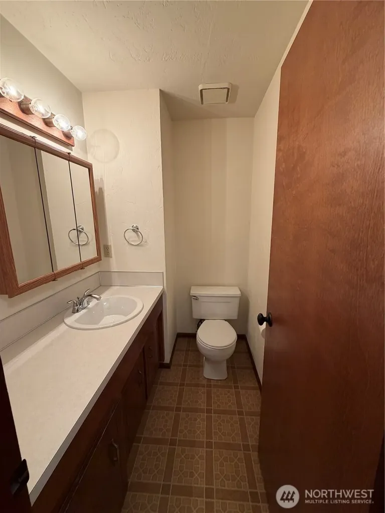 1418 Mamook Court NE Olympia WA 98516