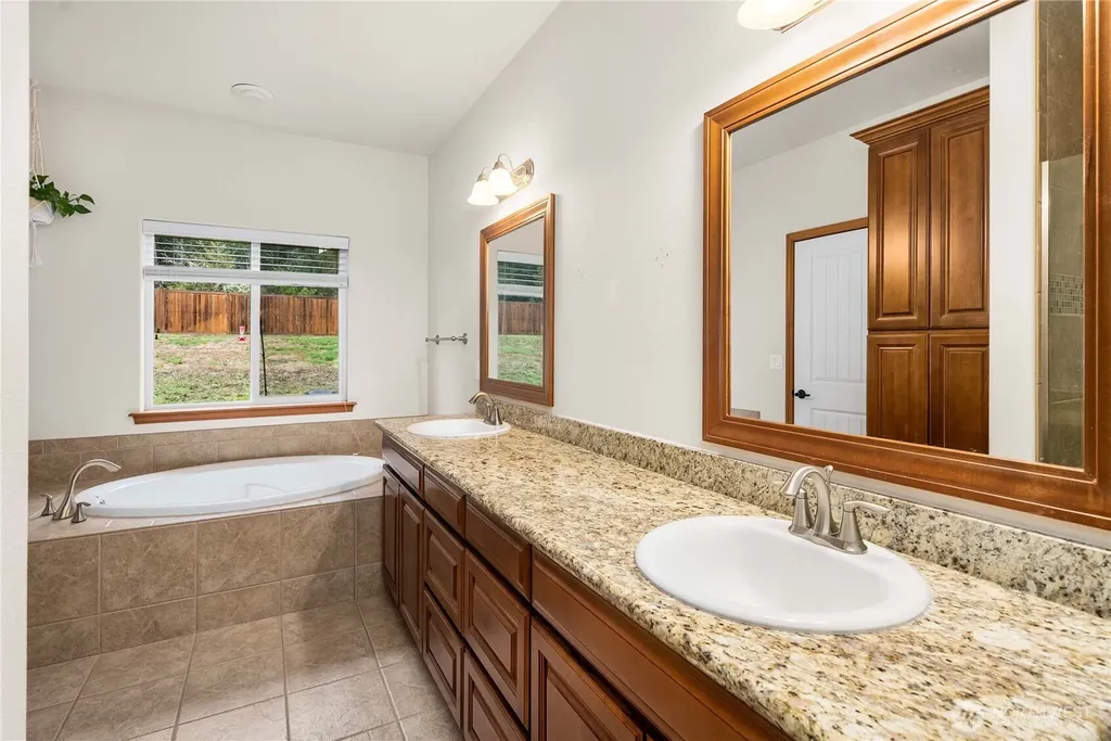 9127 Fox Ridge Lane SE Olympia WA 98513