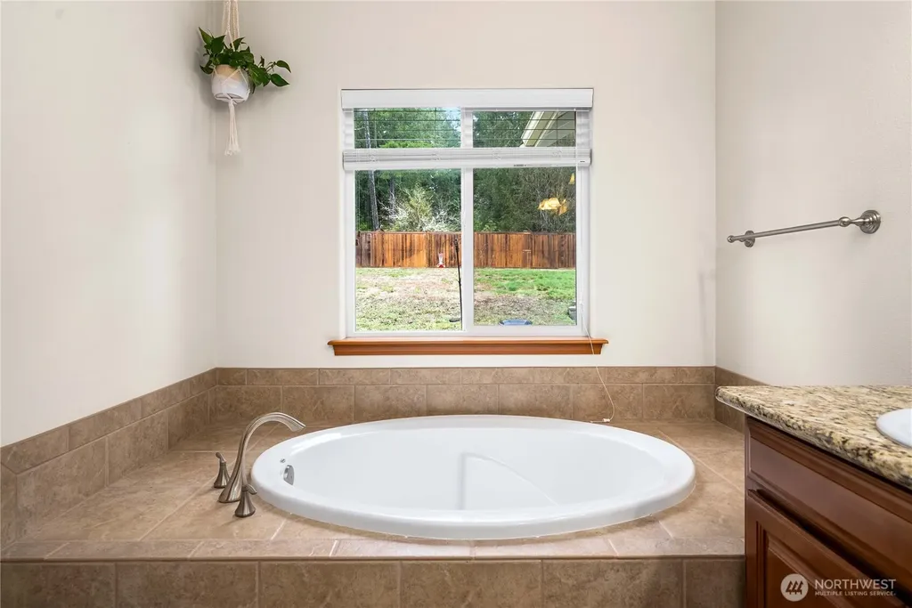 9127 Fox Ridge Lane SE Olympia WA 98513