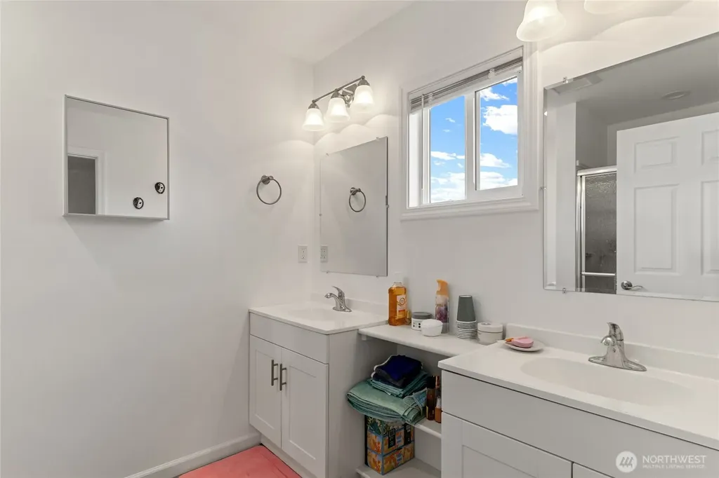 2427 W Texas Street Moses Lake WA 98837