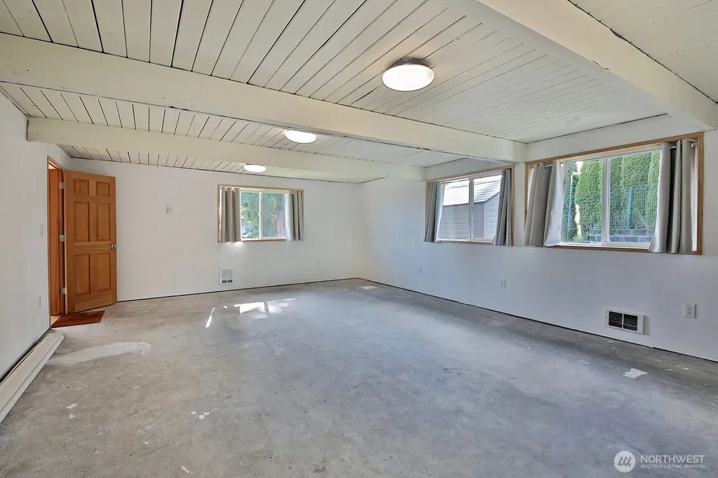 1412 Commodore Place Freeland WA 98249