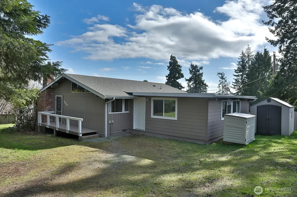 1412 Commodore Place Freeland WA 98249