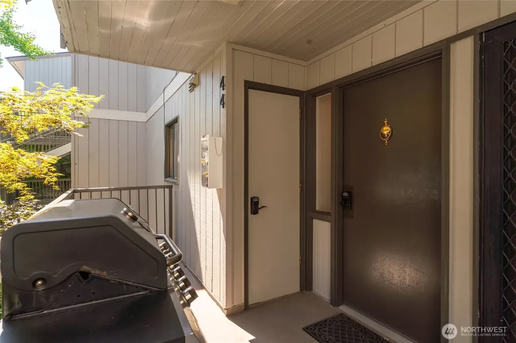 104 Spader Bay Road Chelan WA 98816