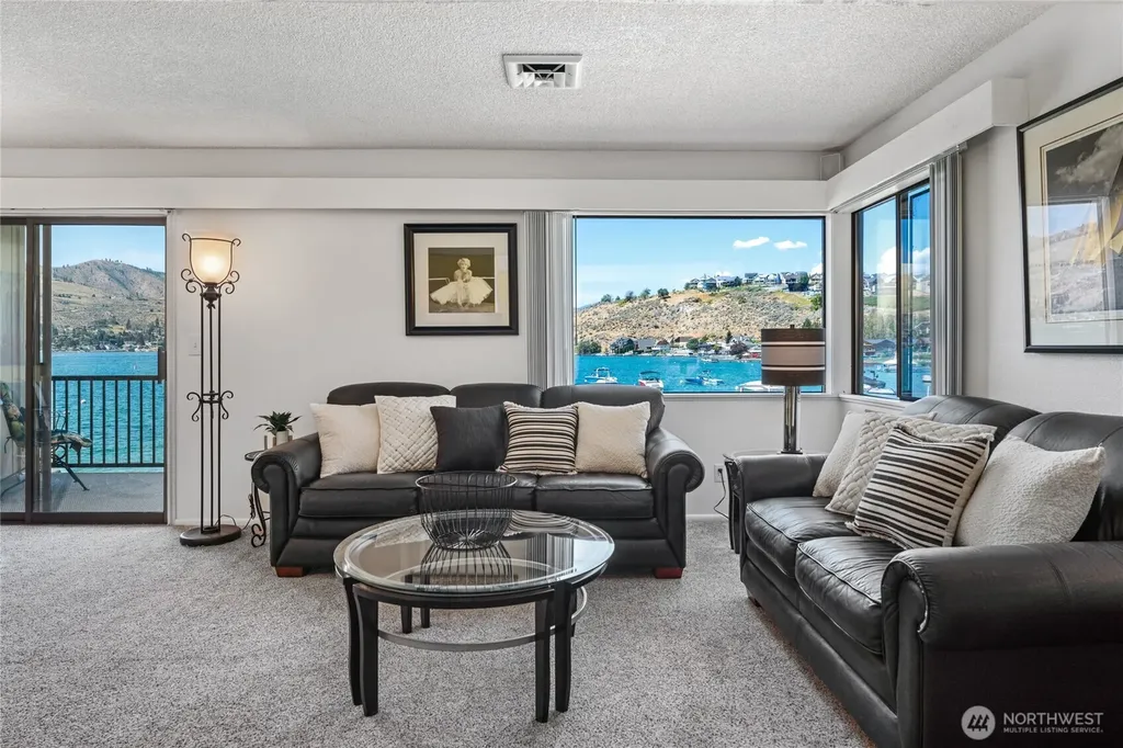 104 Spader Bay Road Chelan WA 98816