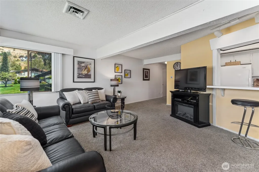104 Spader Bay Road Chelan WA 98816