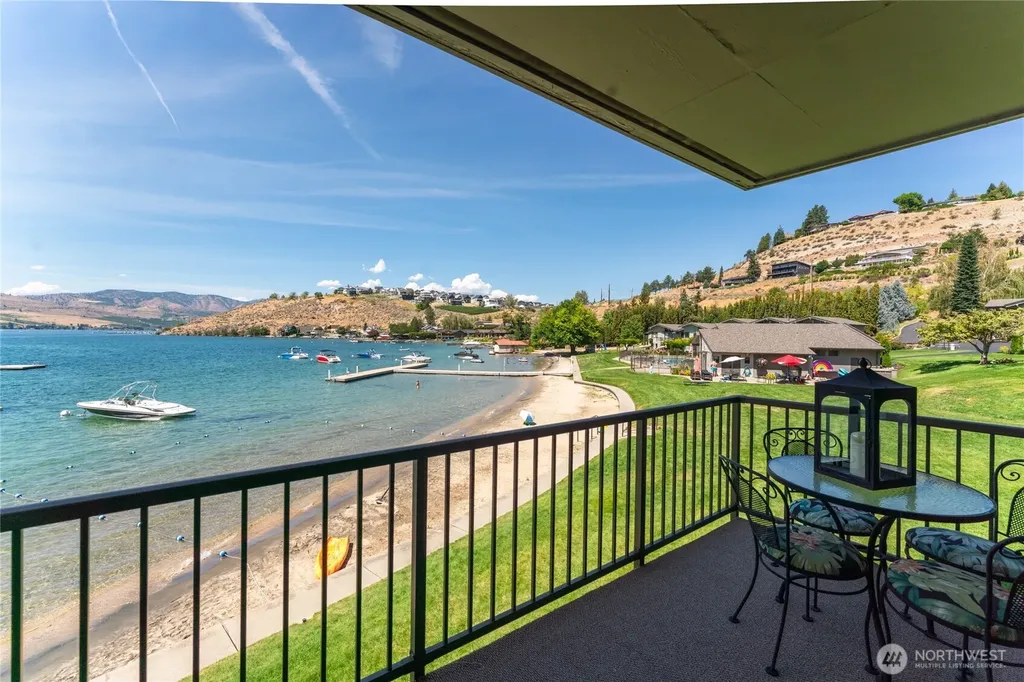 104 Spader Bay Road Chelan WA 98816