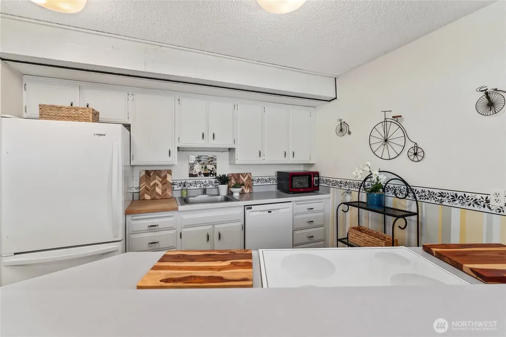 104 Spader Bay Road Chelan WA 98816