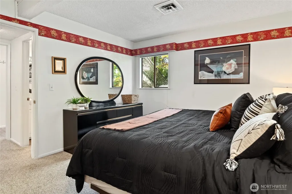 104 Spader Bay Road Chelan WA 98816