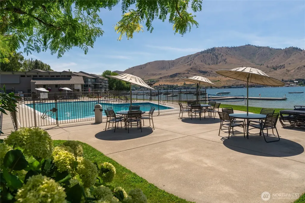 104 Spader Bay Road Chelan WA 98816