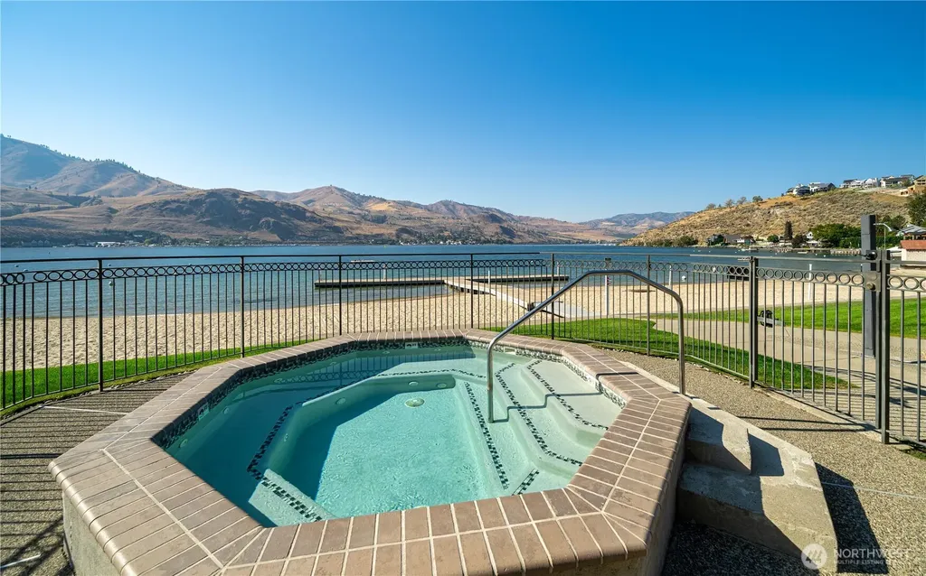 104 Spader Bay Road Chelan WA 98816