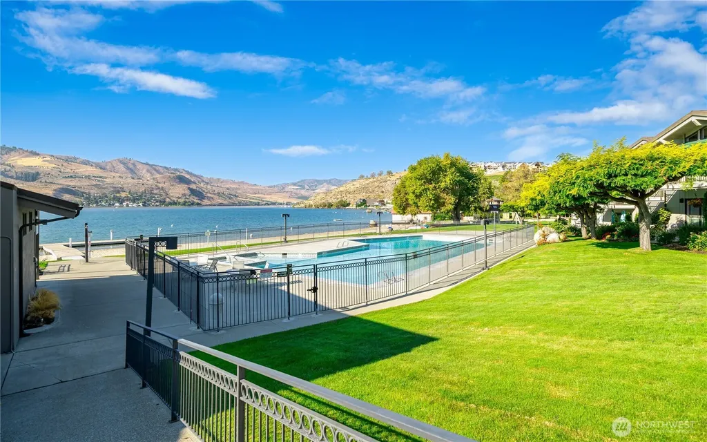 104 Spader Bay Road Chelan WA 98816