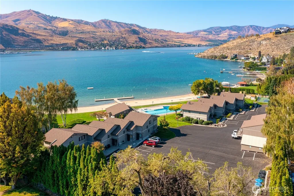 104 Spader Bay Road Chelan WA 98816