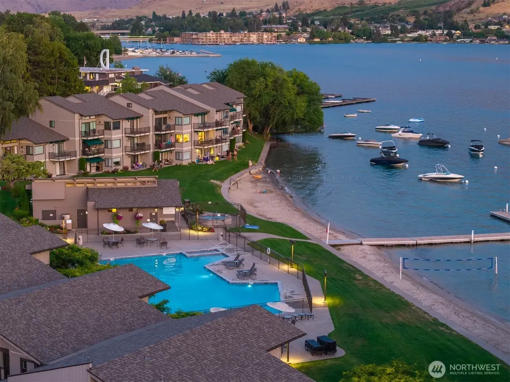 104 Spader Bay Road Chelan WA 98816