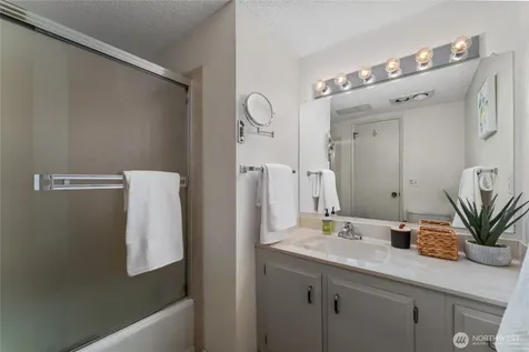 104 Spader Bay Road Chelan WA 98816