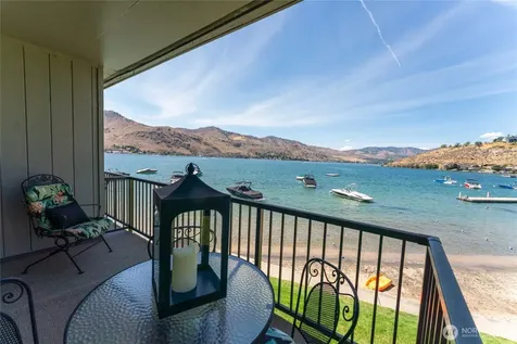104 Spader Bay Road Chelan WA 98816