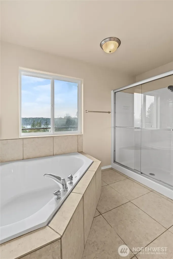 231 E Linda Vista Court Union WA 98592