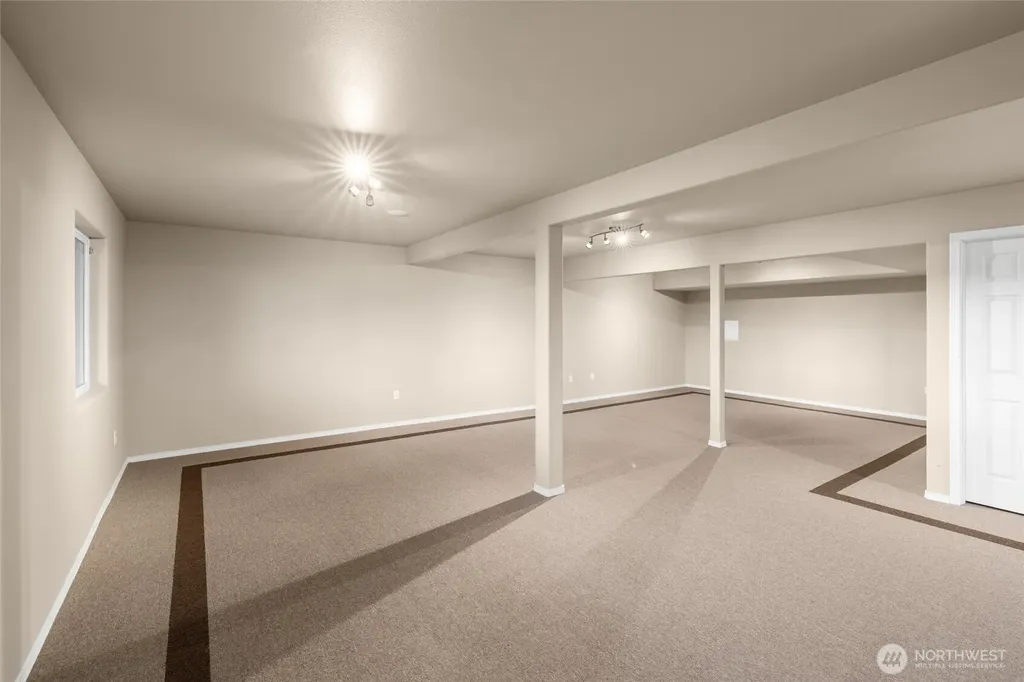 231 E Linda Vista Court Union WA 98592