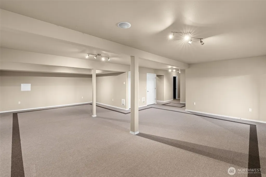 231 E Linda Vista Court Union WA 98592