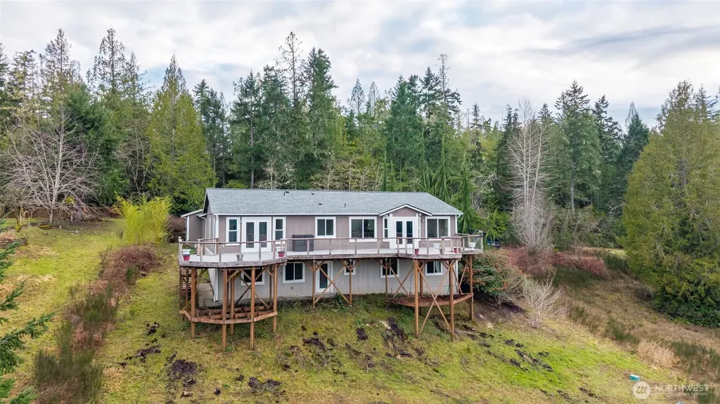 231 E Linda Vista Court Union WA 98592