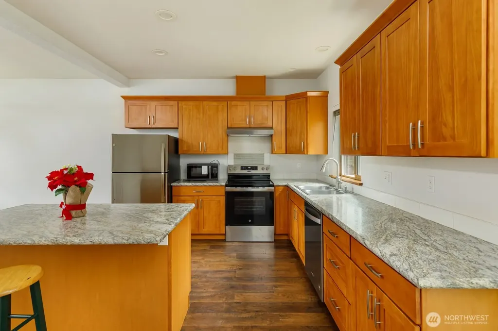 813 S 10th Street Shelton WA 98584