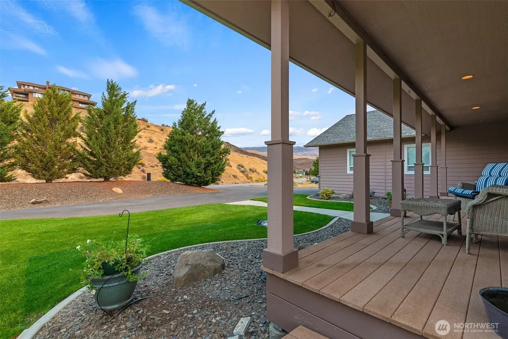 2350 10th Street NE East Wenatchee WA 98802