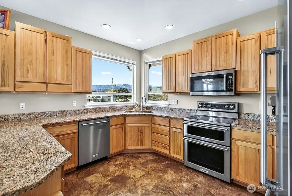 2350 10th Street NE East Wenatchee WA 98802