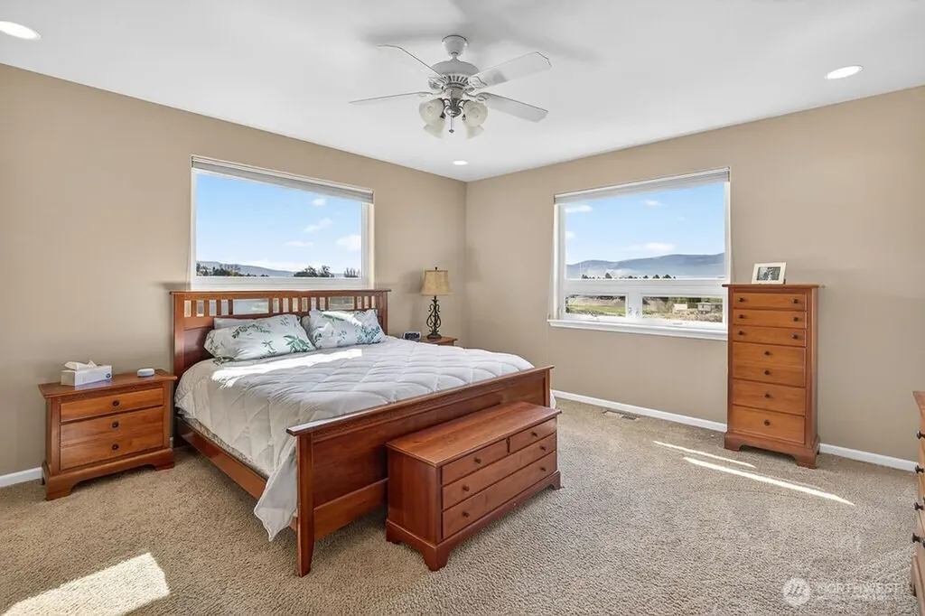 2350 10th Street NE East Wenatchee WA 98802
