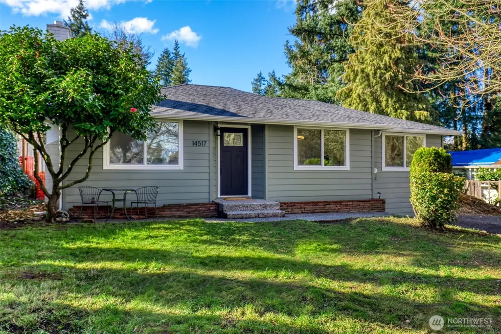 14517 Meridian Avenue N Shoreline WA 98133