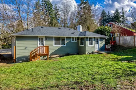 14517 Meridian Avenue N Shoreline WA 98133