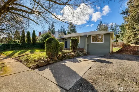 14517 Meridian Avenue N Shoreline WA 98133