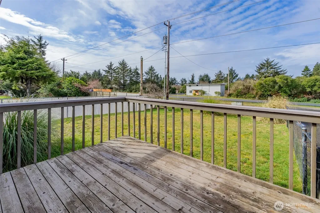 306 Point Brown Avenue NE Ocean Shores WA 98569
