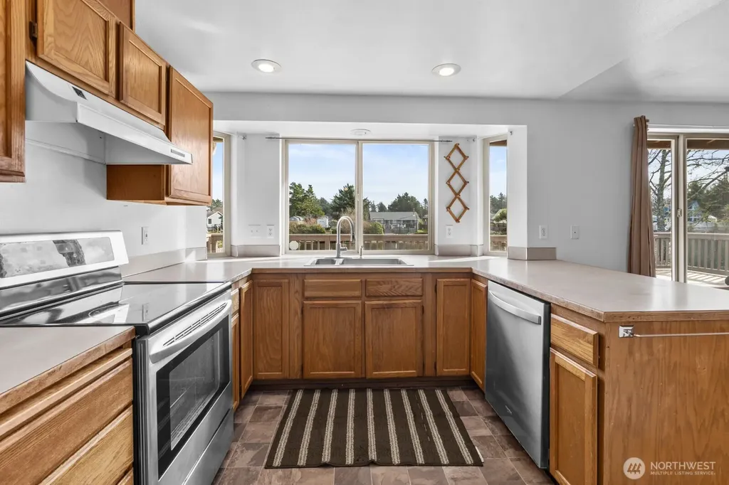 306 Point Brown Avenue NE Ocean Shores WA 98569