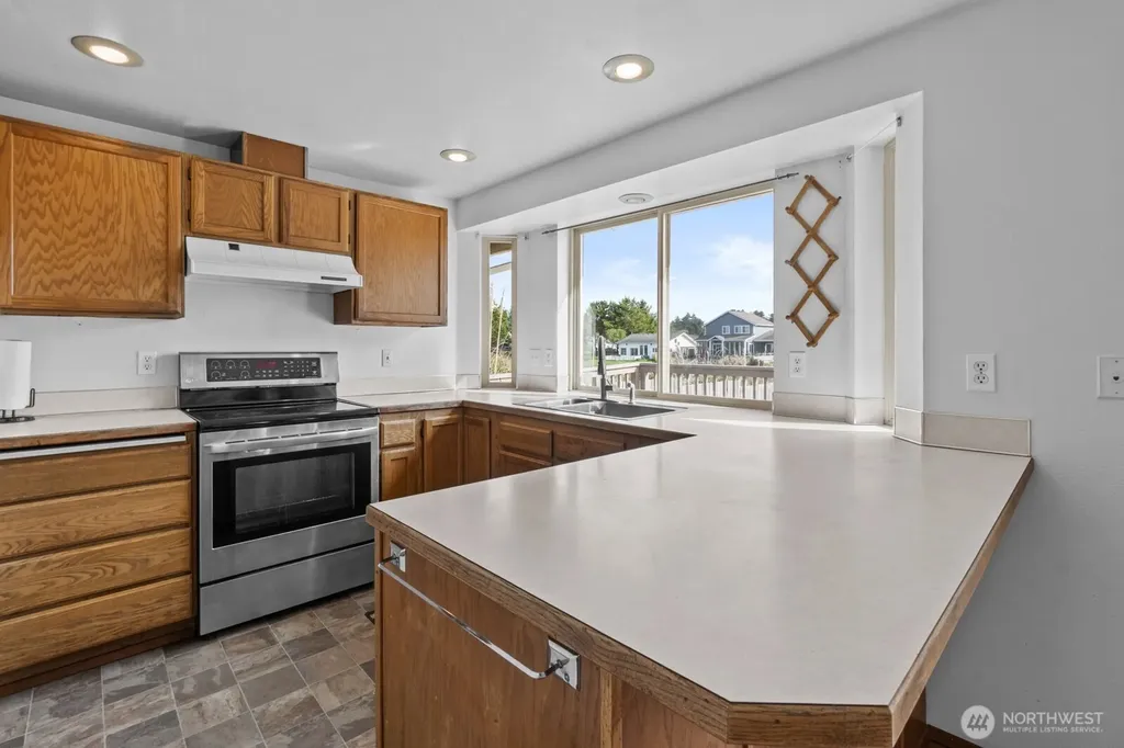 306 Point Brown Avenue NE Ocean Shores WA 98569