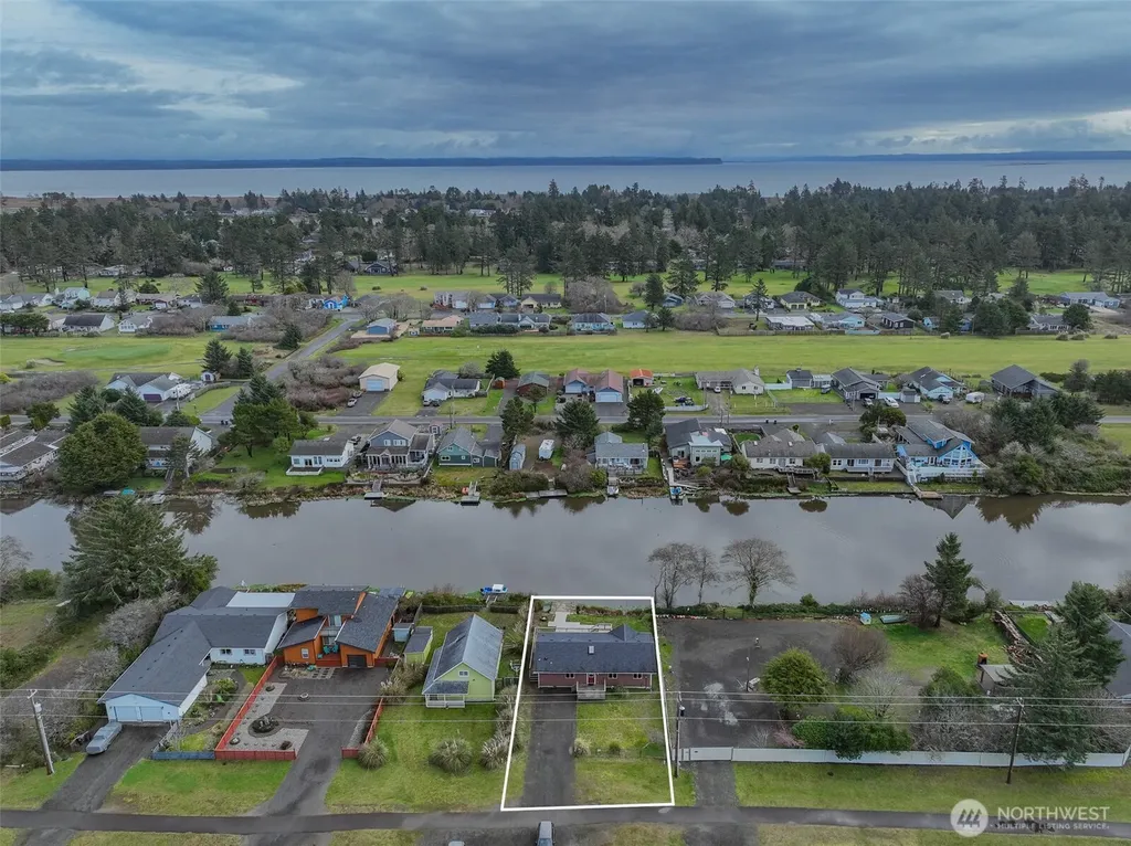 306 Point Brown Avenue NE Ocean Shores WA 98569