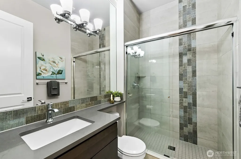 22250 NE 3rd Court Sammamish WA 98074