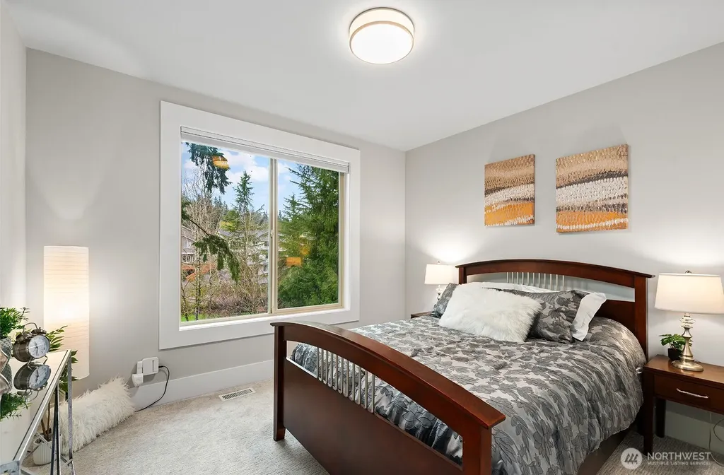 22250 NE 3rd Court Sammamish WA 98074
