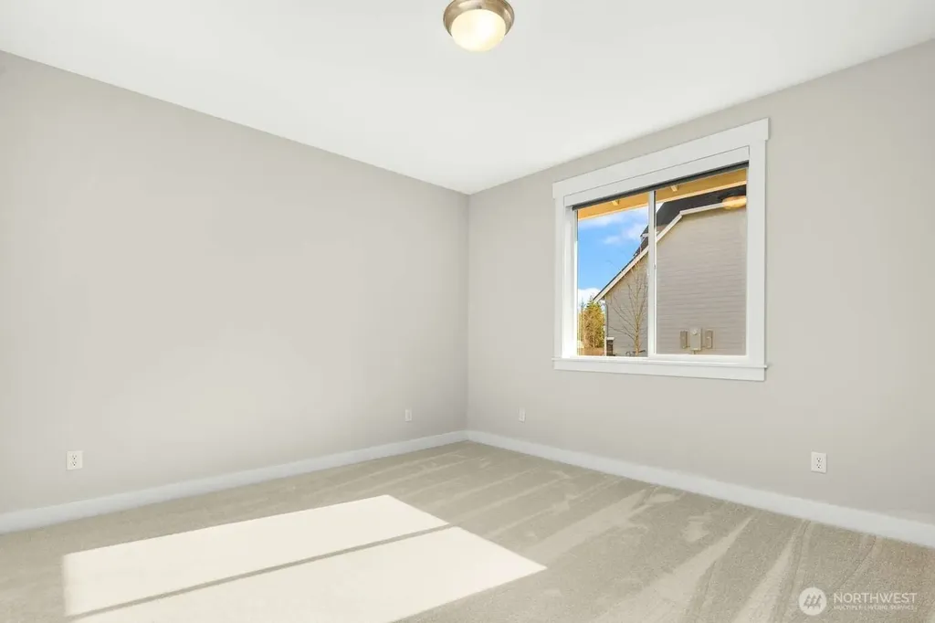 5541 Skyfall Place NW Bremerton WA 98312