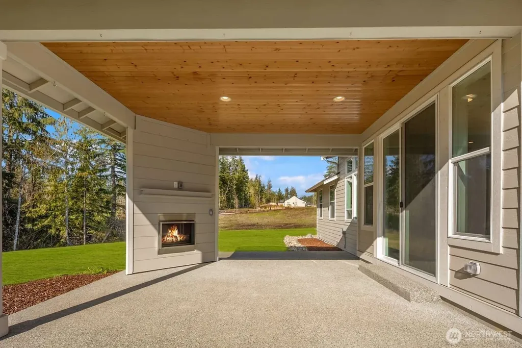 5541 Skyfall Place NW Bremerton WA 98312
