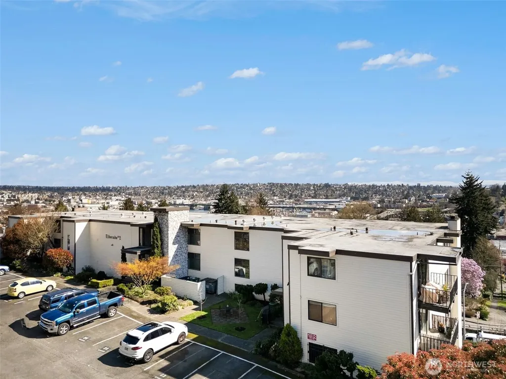 3601 24th Avenue W Seattle WA 98199