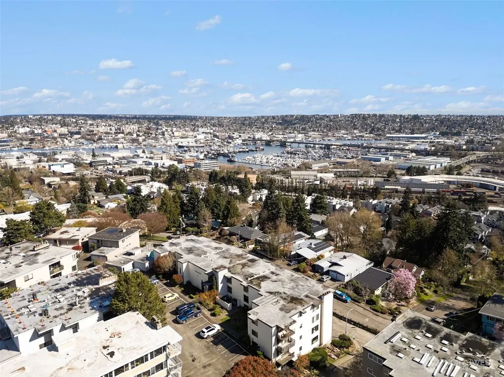 3601 24th Avenue W Seattle WA 98199